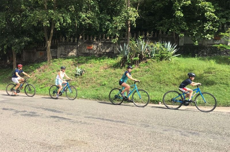 The Grand Traverse: A 10-Day Laos Electric Bike Adventure Through Ancient Kingdoms and Hidden Valleys